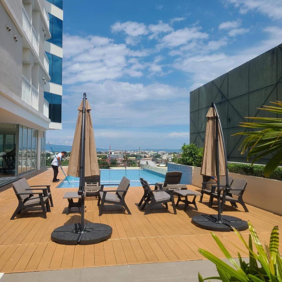 Inspiria Abreeza Davao 아파트 호텔 외부 사진